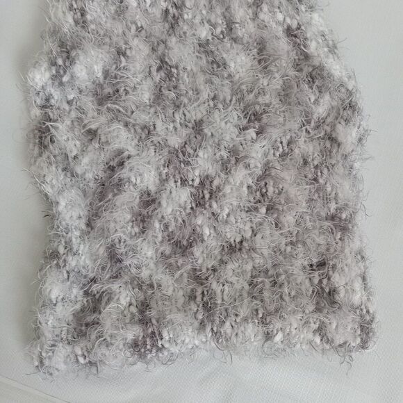 Mixit White & Gray Chunky Soft Eyelash Knit Versatile Infinity Scarf Women's OS - Picture 7 of 7